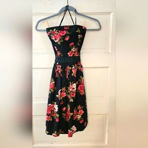 Forever 21 Strapless floral mini dress